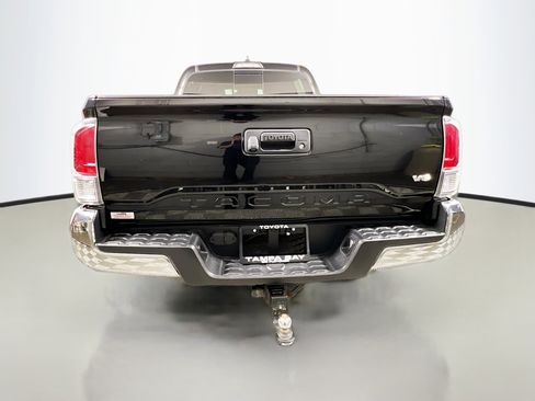Used 2023 Toyota Tacoma TRD Off-Road AWD/4WD image 6