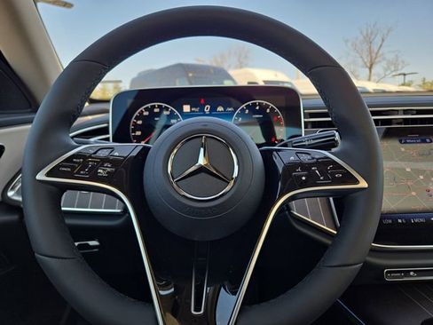 New 2026 Mercedes-Benz E 350 4MATIC Sedan image 15