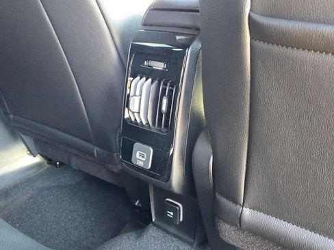 New 2026 Jeep Compass Limited w/ Limited Altitude Pack image 11