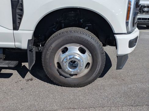 New 2026 Ford F350 Platinum AWD/4WD image 11