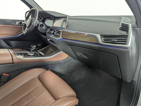 Used 2022 BMW X5 xDrive40i w/ Climate Comfort Package image 35