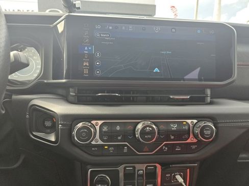 Used 2024 Jeep Wrangler Unlimited Rubicon 392 image 22