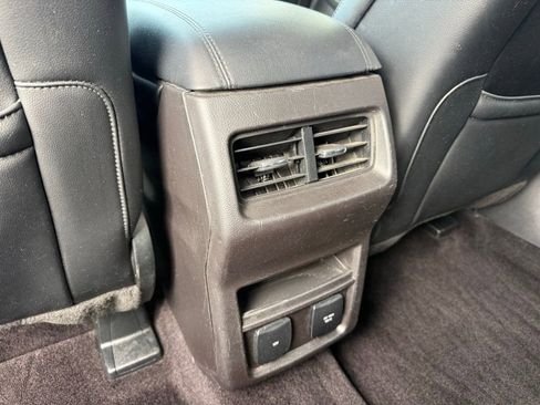 Used 2017 Ford Edge SEL w/ Equipment Group 201A image 32