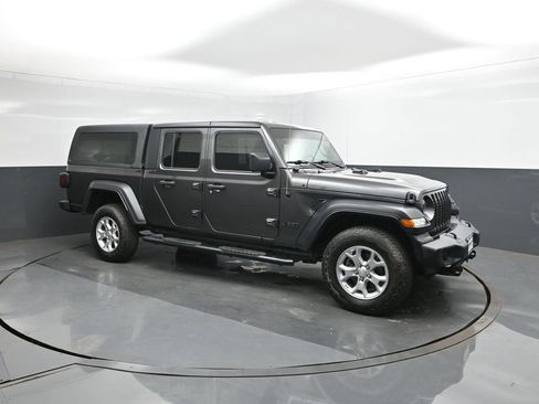 Used 2021 Jeep Gladiator Sport image 17
