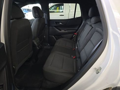 Used 2025 Chevrolet Equinox LT AWD/4WD image 7