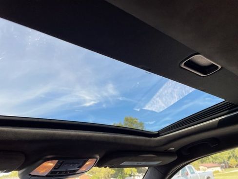 Used 2022 Dodge Durango R/T image 9