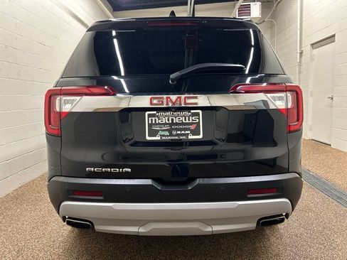 Used 2023 GMC Acadia SLE w/ Driver Convenience Package FWD image 3