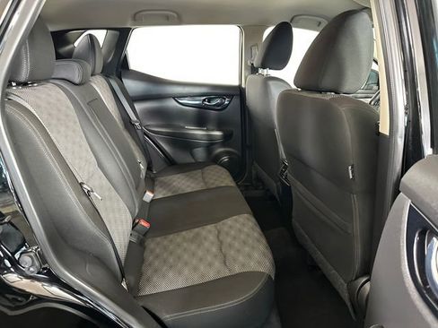 Used 2019 Nissan Rogue Sport SV w/ All-Weather Package FWD image 27
