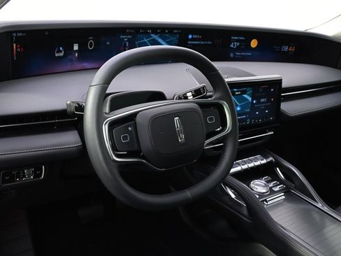 New 2026 Lincoln Nautilus Reserve w/ Jet Appearance Package AWD/4WD image 11
