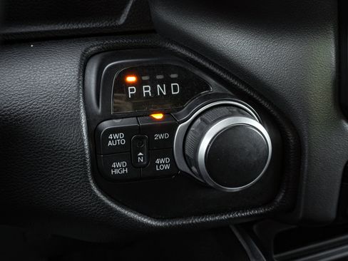 Used 2020 RAM 1500 Big Horn image 25