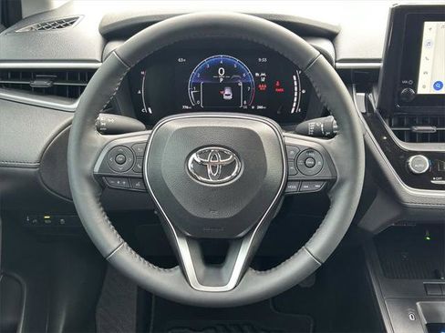 Certified 2026 Toyota Corolla Cross LE image 35