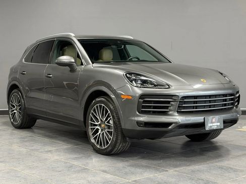 Used 2019 Porsche Cayenne image 4