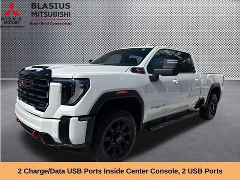 Used 2025 GMC Sierra 2500 AT4 AWD/4WD image 26