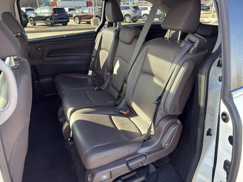 Used 2018 Honda Odyssey EX-L image 15