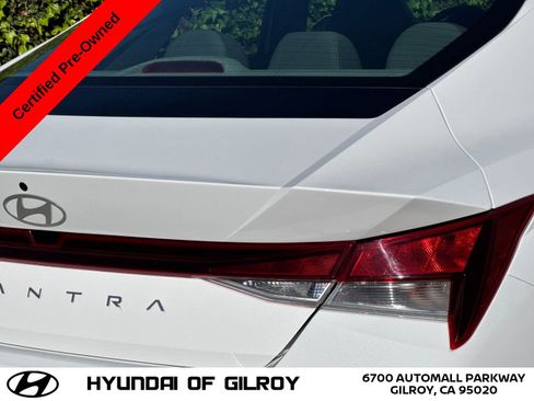 Used 2024 Hyundai Elantra SE image 25