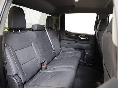 Used 2023 Chevrolet Silverado 1500 LT AWD/4WD image 9