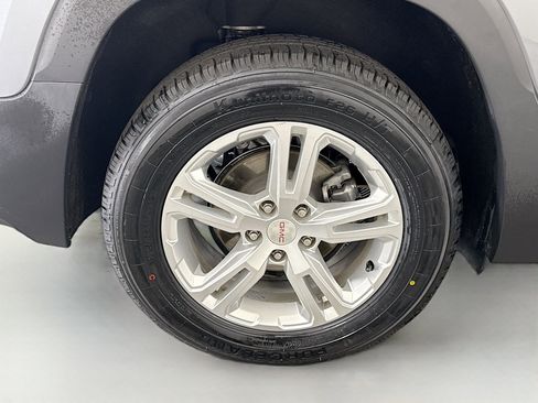 Used 2020 GMC Terrain SLE image 33