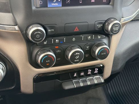 Used 2022 RAM 1500 Laramie RWD image 22