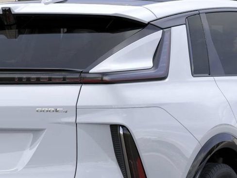 New 2026 Cadillac Lyriq Signature Sport w/ LPO, ONYX Package AWD/4WD image 11