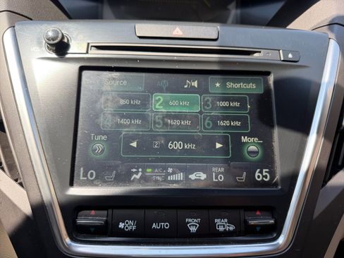 Used 2017 Acura MDX SH-AWD w/ Technology Package image 11