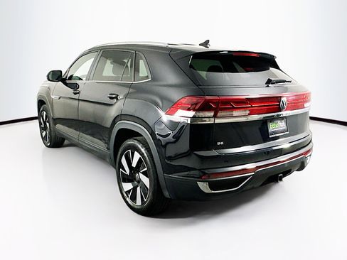 Used 2024 Volkswagen Atlas Cross Sport SE image 5