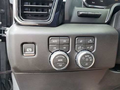 New 2026 GMC Sierra 1500 AT4 w/ AT4 Premium Package image 31