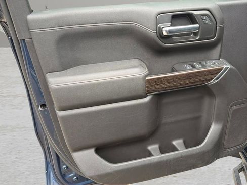 Used 2020 Chevrolet Silverado 1500 LT w/ LT Value Package image 10