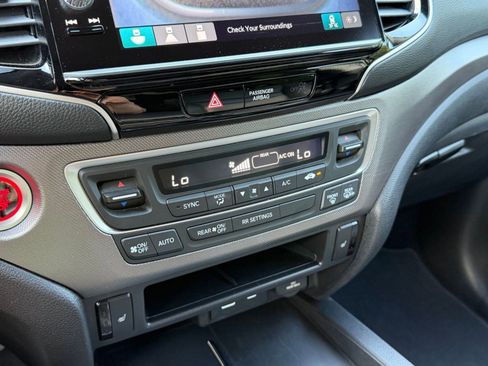 Used 2025 Honda Ridgeline RTL image 18