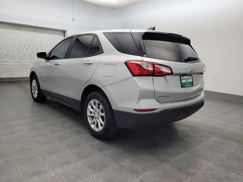 Used 2020 Chevrolet Equinox LS image 5