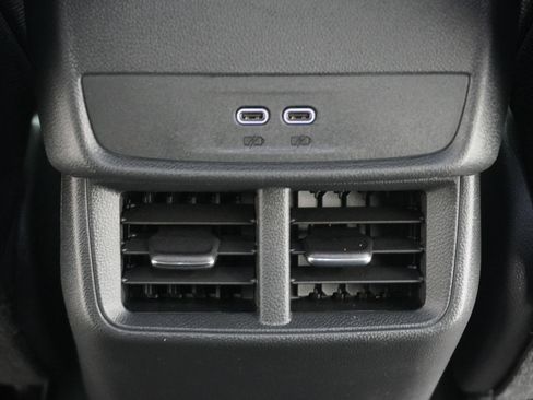 New 2026 Chevrolet Equinox LT w/ Safety and Technology Package image 40