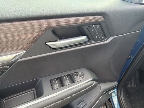 New 2026 GMC Acadia Denali w/ Super Cruise Package image 14