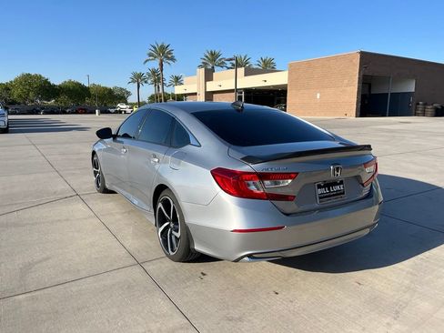 Used 2022 Honda Accord Sport image 9