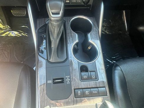 Used 2022 Toyota Highlander Platinum image 34