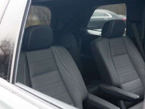 New 2026 Mercedes-Benz GLS 450 4MATIC image 18