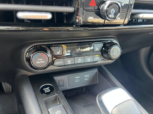 New 2026 Nissan Kicks SV w/ Interior Electronics Package FWD image 25