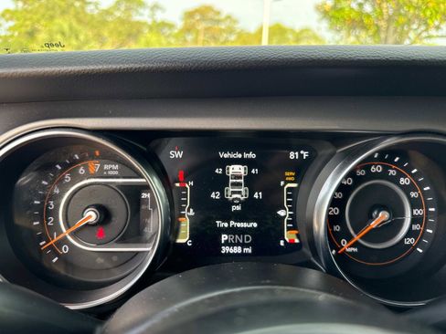 Certified 2021 Jeep Wrangler Unlimited Sport AWD/4WD image 28