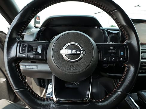 Used 2024 Nissan Pathfinder Rock Creek AWD/4WD image 17
