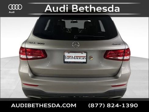 Used 2019 Mercedes-Benz GLC 300 4MATIC image 6