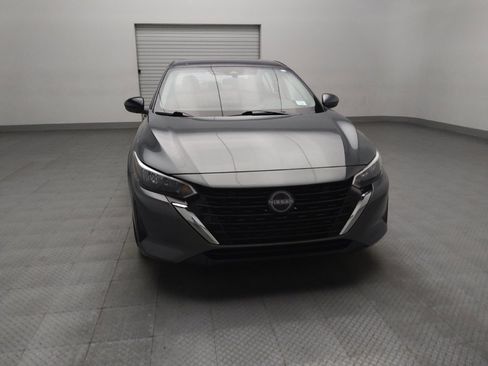 Used 2025 Nissan Sentra SV image 14