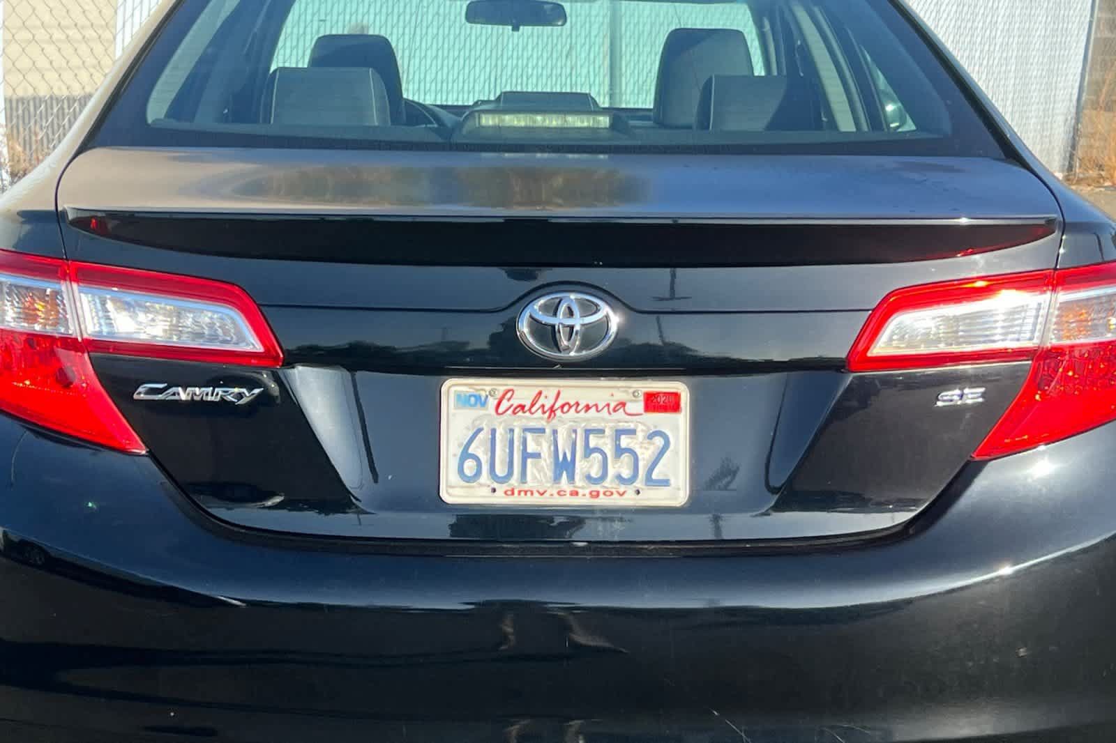 Used 2012 Toyota Camry SE FWD image 22