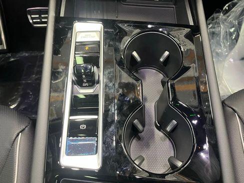 New 2026 Volkswagen Atlas SEL Premium R-Line AWD/4WD image 14
