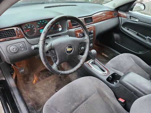 Used 2011 Chevrolet Impala LT image 8