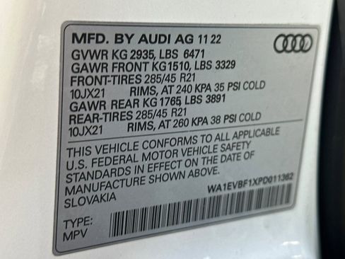 Used 2023 Audi Q8 Premium Plus w/ Premium Plus Package image 29