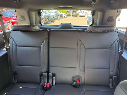 Used 2026 GMC Yukon XL Denali w/ Sun & Power Step Package AWD/4WD image 15