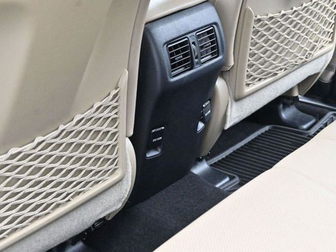 Used 2019 Toyota 4Runner Limited AWD/4WD image 35