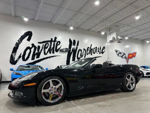 Used 2007 Chevrolet Corvette Convertible w/ Preferred Equipment Group RWD image 1