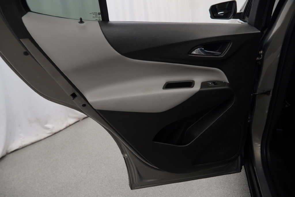 Certified 2018 Chevrolet Equinox LT FWD image 32