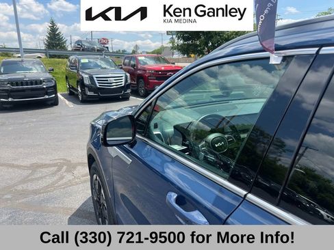 Certified 2024 Kia Sorento S w/ Panoramic Sunroof Package FWD image 25