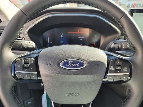 New 2025 Ford Escape SE image 20