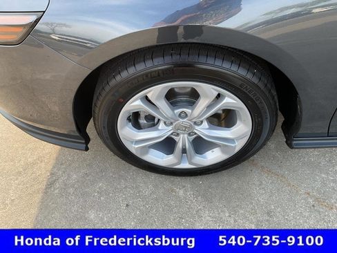 Used 2025 Honda Accord LX image 10